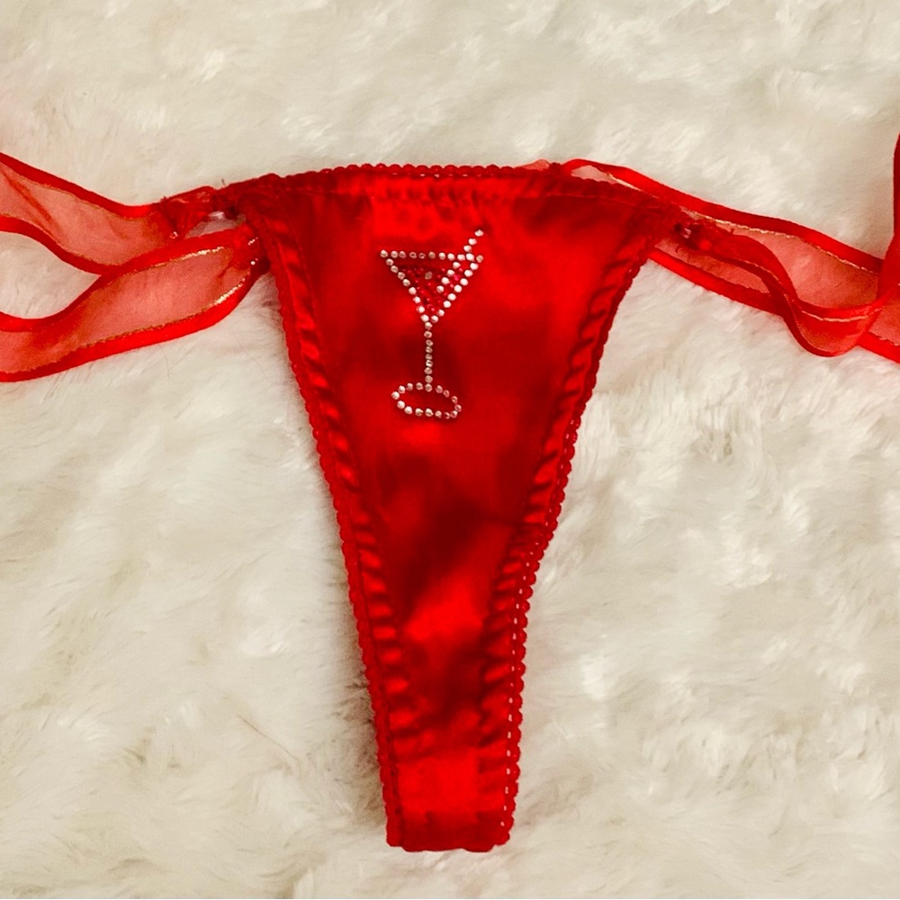 ❤️No strings attached red thong underwear- Size:  O/S